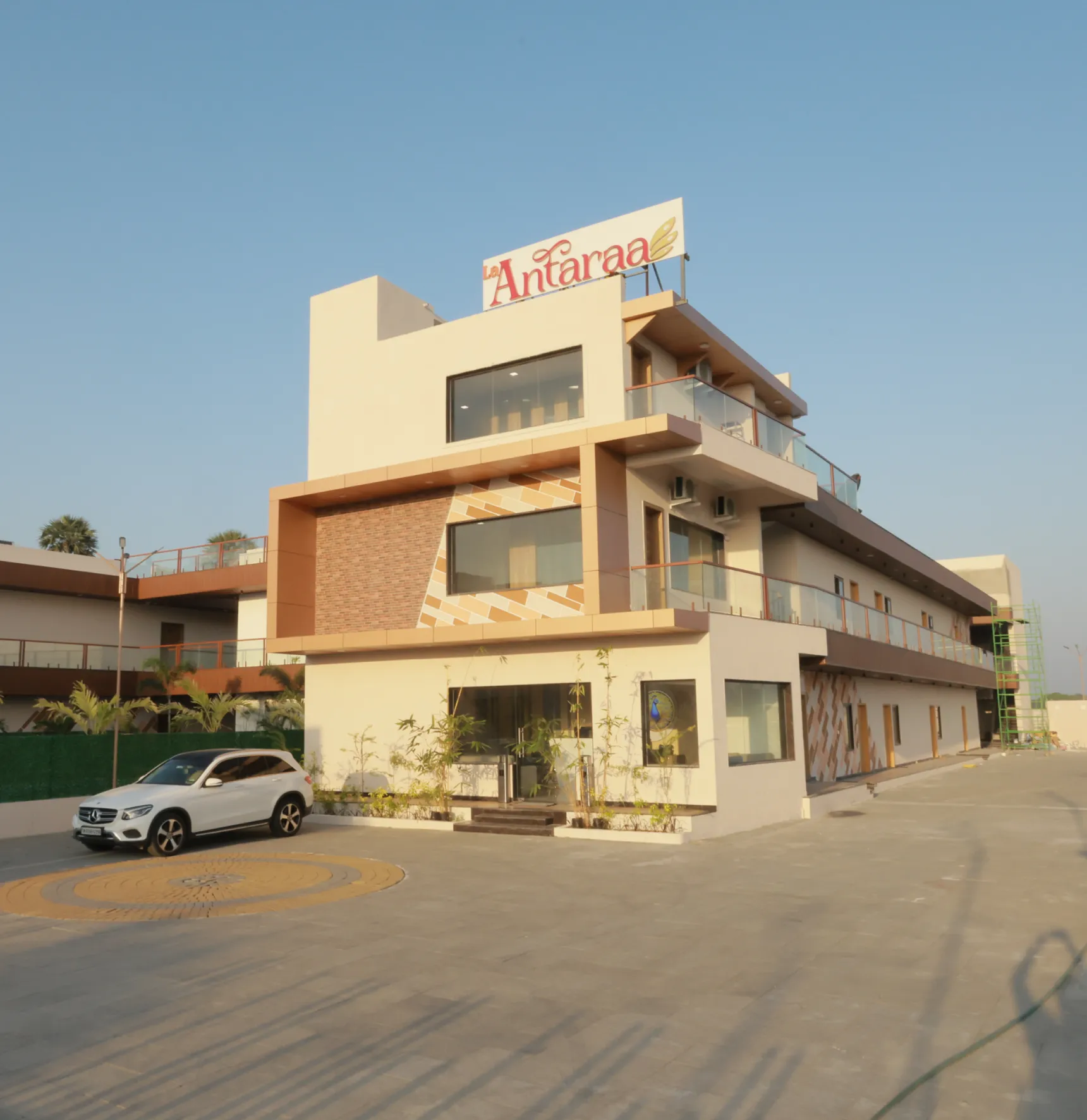 Premium luxury guest lounge and lobby at La Antaraa